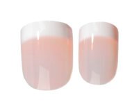 6302_التفاصيل مجموعة من أطراف الأظافر ذات اللون الوردي مع لمسة نهائية ناعمة، مناسبة لتطبيقات فن الأظافر والمانيكير.