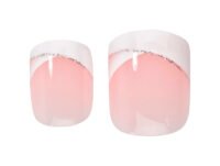 6320_التفاصيل تصميم أظافر أنيق باللون الوردي مع لمسات من اللمعان، يتميز بطرفين للأظافر يعرضان تأثير تدرج لوني سلس.