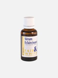 010 سيروم فير آند وايت لتفتيح البشرة في زجاجة بحجم 30 مل، مصمم لتفتيح البشرة وتوحيد لونها.